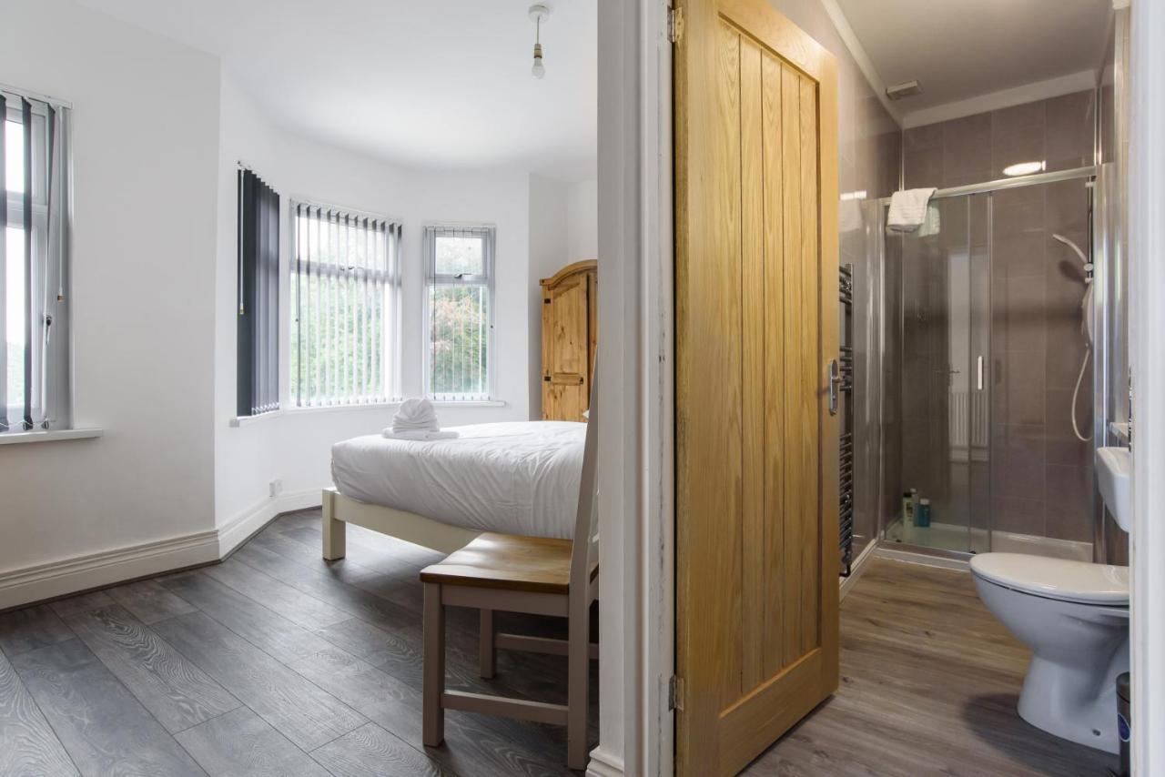 The White House Hotel Newport  Bagian luar foto